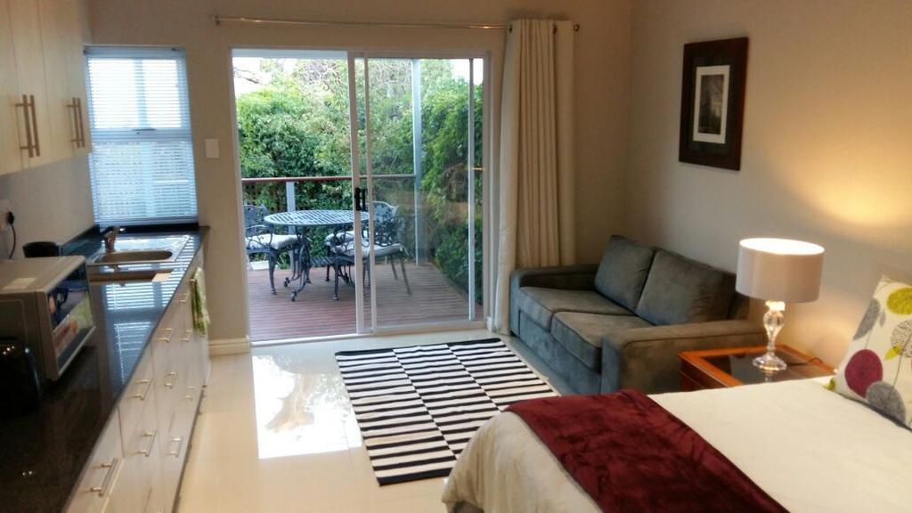 B'S Place Port Elizabeth Extérieur photo
